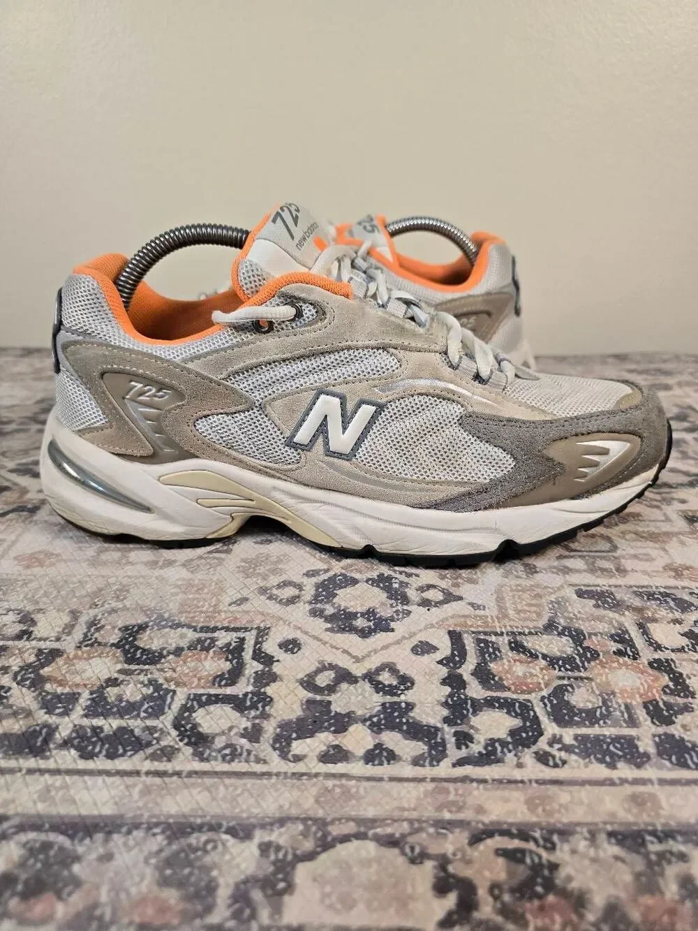 New Balance 725v1 Men's Running Shoes 9 Orange White
